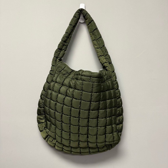 Free People Movement Quilted Carryall Bag Army - Picture 4 of 5